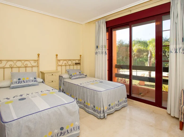 Mieszkanie 3 pokoi 139 m² Marbella, Hiszpania