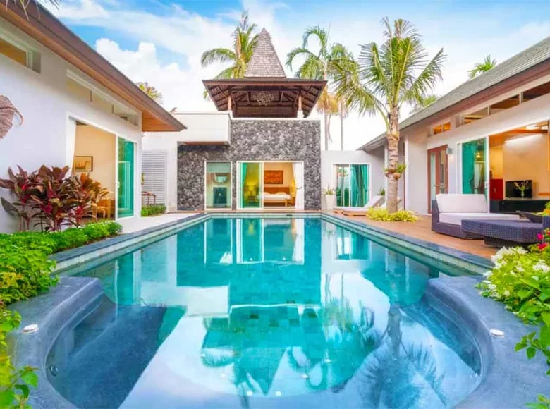 villa de 5 dormitorios 550 m² Phuket, Tailandia