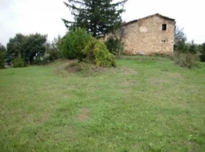 Land 70 000 m² Terni, Italy