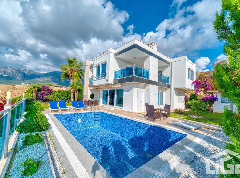 5 room villa 400 m² Alanya, Turkey