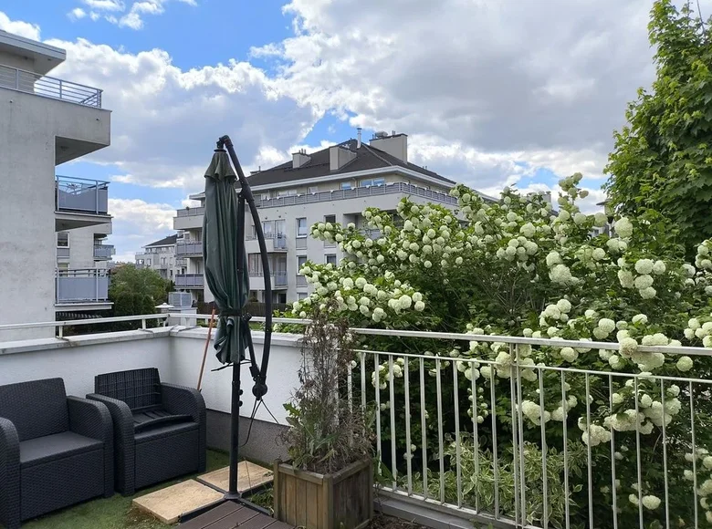 2 room apartment 49 m² Warsaw, Poland
