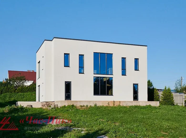 House 242 m² Mikalajevicy, Belarus