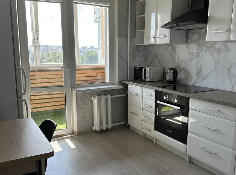 Квартира 2 комнаты 58 м² Минск, Беларусь