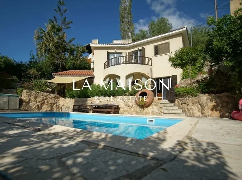 2 bedroom house 120 m² Kamares, Cyprus