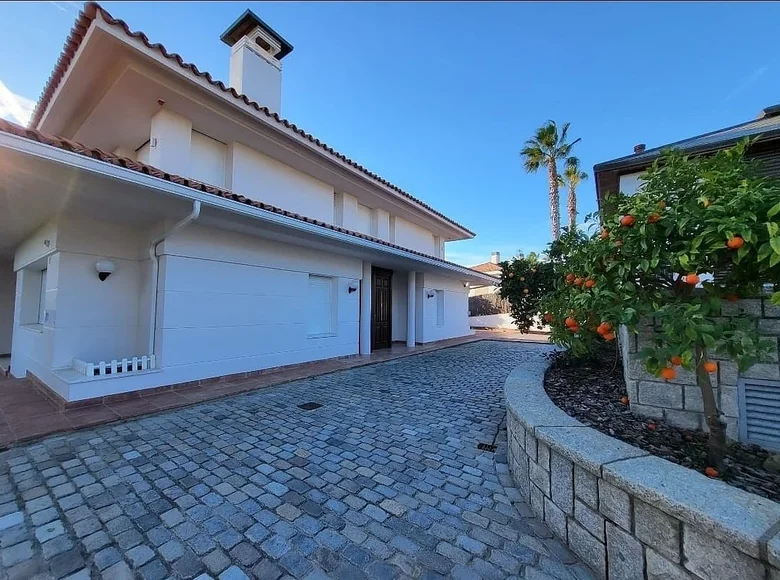 4 bedroom Villa 410 m² Maresme, Spain