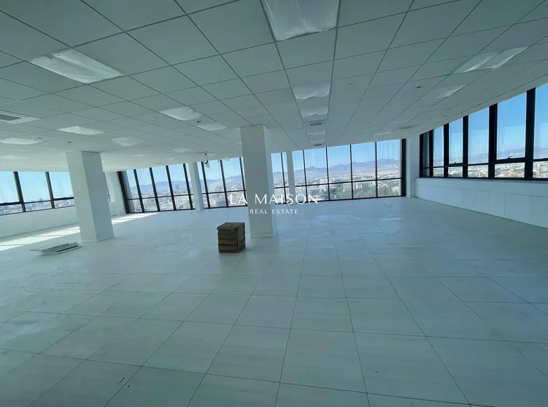 Pomieszczenie biurowe 626 m² w Nikozja, Cyprus