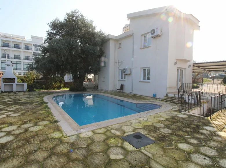 4-Zimmer-Villa 189 m² Kyrenia, Nordzypern