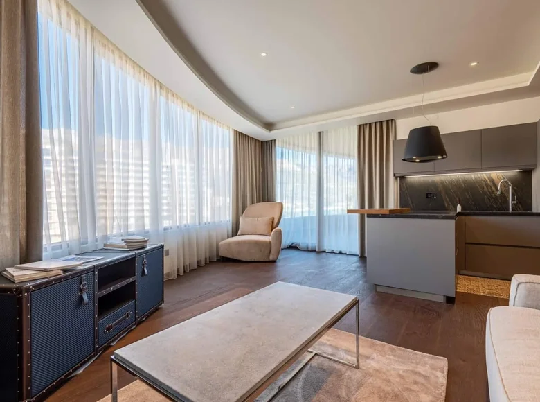 Mieszkanie 5 pokojów 95 m² Czarnogóra, Czarnogóra