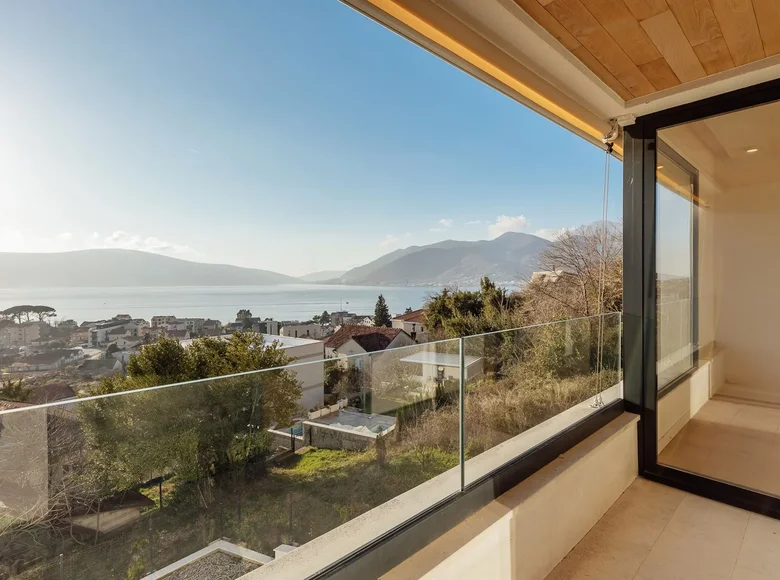 Wohnung 4 zimmer 104 m² Donja Lastva, Montenegro
