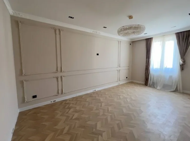 Kvartira 2 xonalar 85 m² Farg'onada