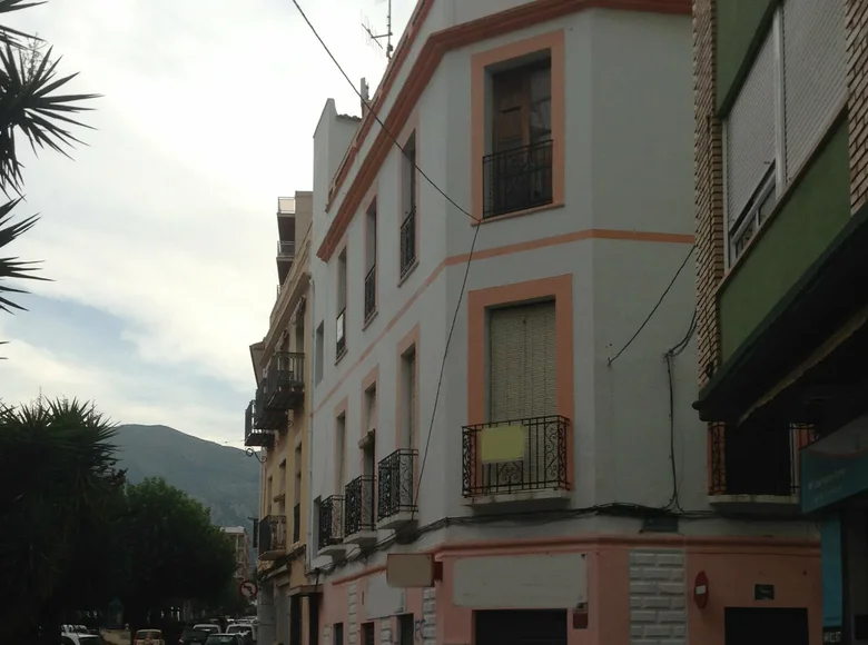 Commercial property 317 m² in Pego, Spain