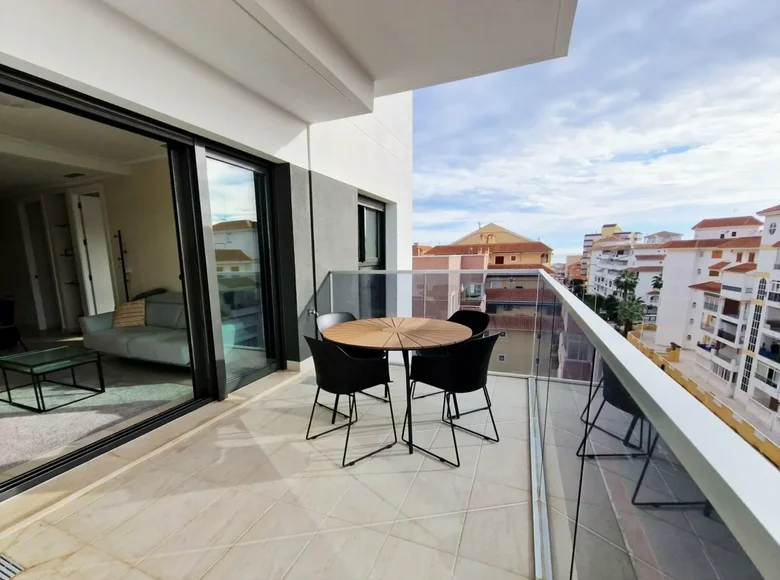 2 bedroom apartment 64 m² Torrevieja, Spain