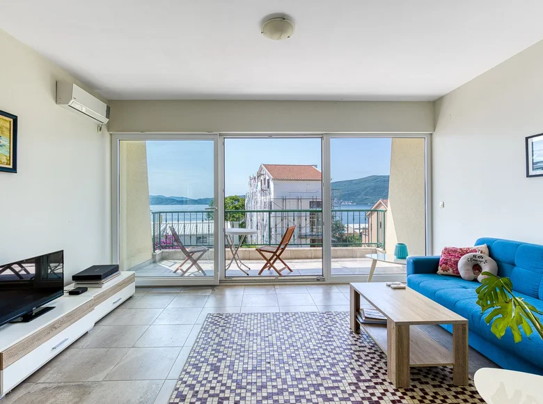 1 bedroom apartment  Bijela, Montenegro