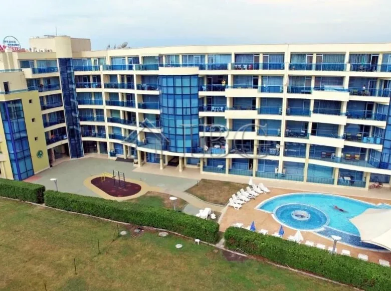 Mieszkanie 2 pokoi 91 m² Pomorie, Bułgaria