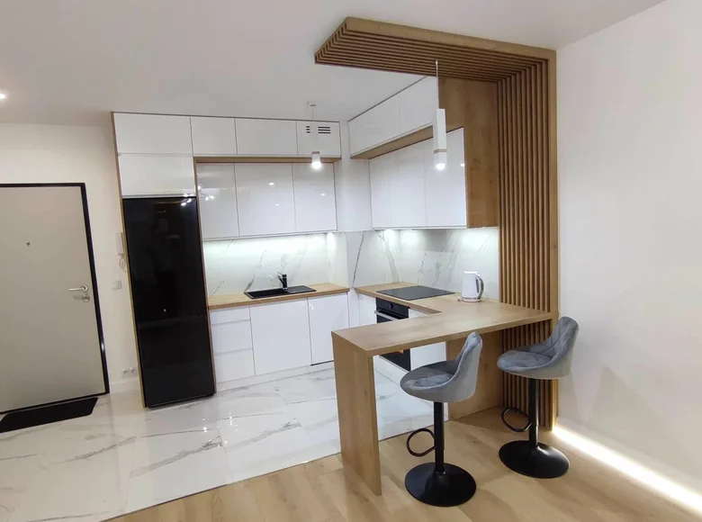 2 room apartment 41 m² in Warsaw, Poland