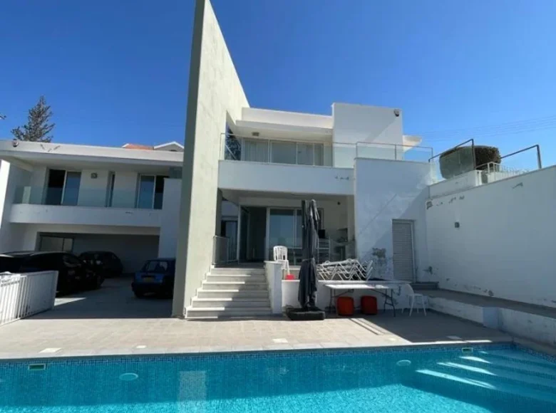 Casa 5 habitaciones 330 m² Pyrgos Lemesou, Chipre