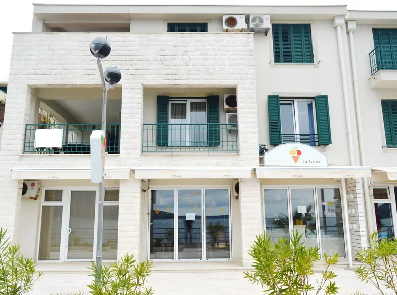 Mieszkanie 2 pokoi 139 m² Herceg Novi, Czarnogóra