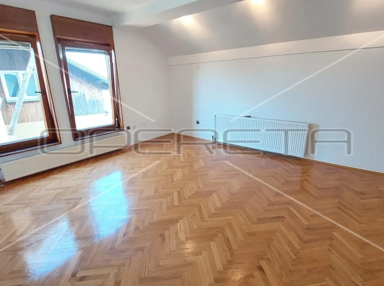 Wohnung 4 zimmer 129 m² Zagreb, Kroatien