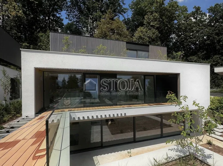 4 bedroom Villa 415 m² Upravna Enota Ljubljana, Slovenia