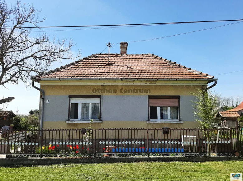 Dom 2 pokoi 60 m² ortilos, Węgry