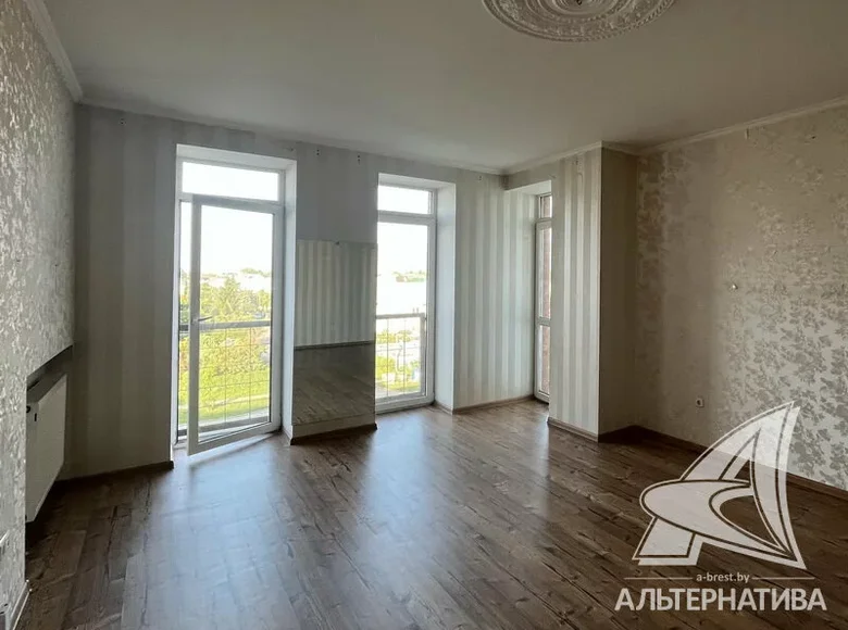 Квартира 2 комнаты 66 м² Брест, Беларусь