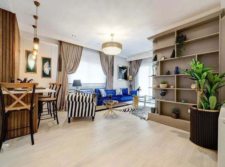 Mieszkanie 4 pokoi 145 m² Tarsus, Turcja