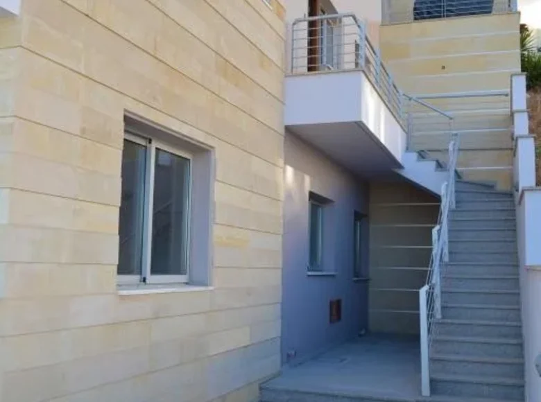 2 bedroom apartment 104 m² Yeroskipou, Cyprus