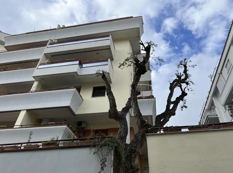 Apartamento 150 m² Lacio, Italia