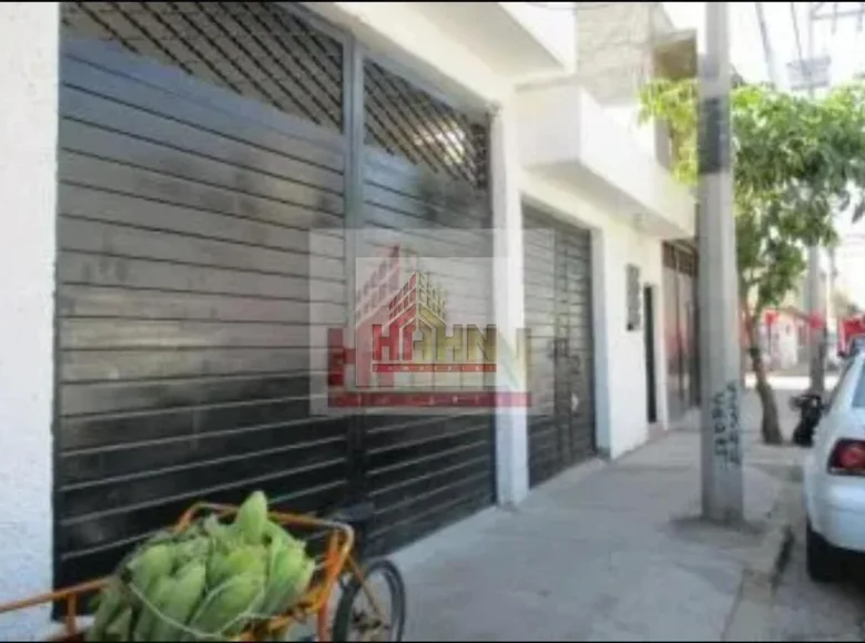 Casa 2 habitaciones 296 m² Nezahualcóyotl, México