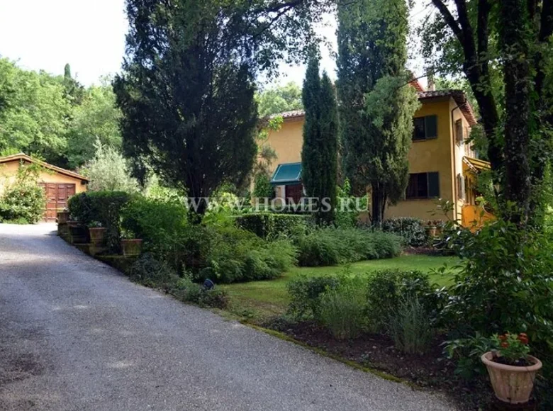 villa de 5 dormitorios 450 m² Siena, Italia
