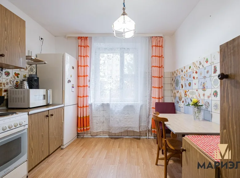 Mieszkanie 3 pokoi 95 m² Mińsk, Białoruś