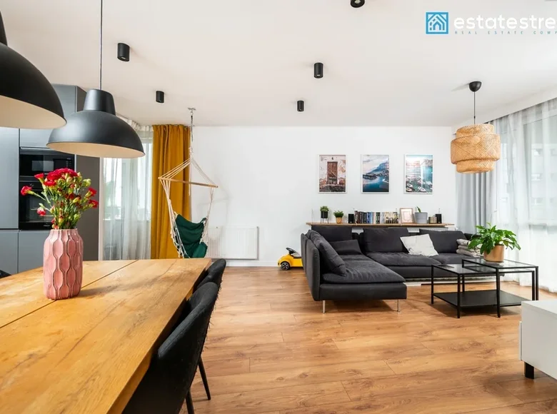 Wohnung 3 Zimmer 7 372 m² Krakau, Polen