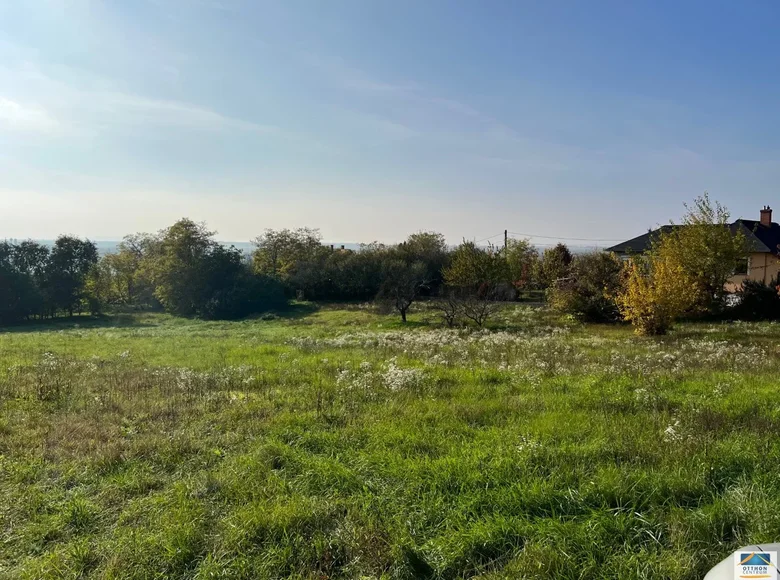 Land 800 m² Kajaszo, Hungary
