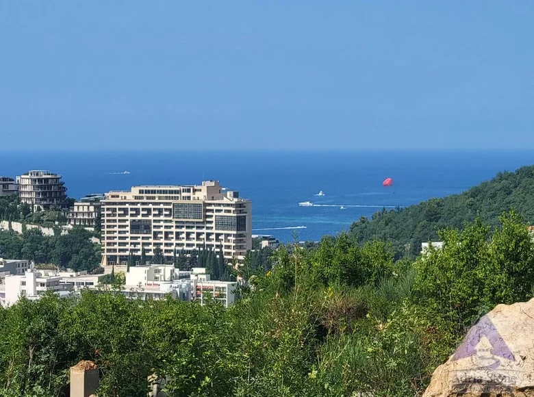 2 bedroom apartment 96 m² Boreti, Montenegro