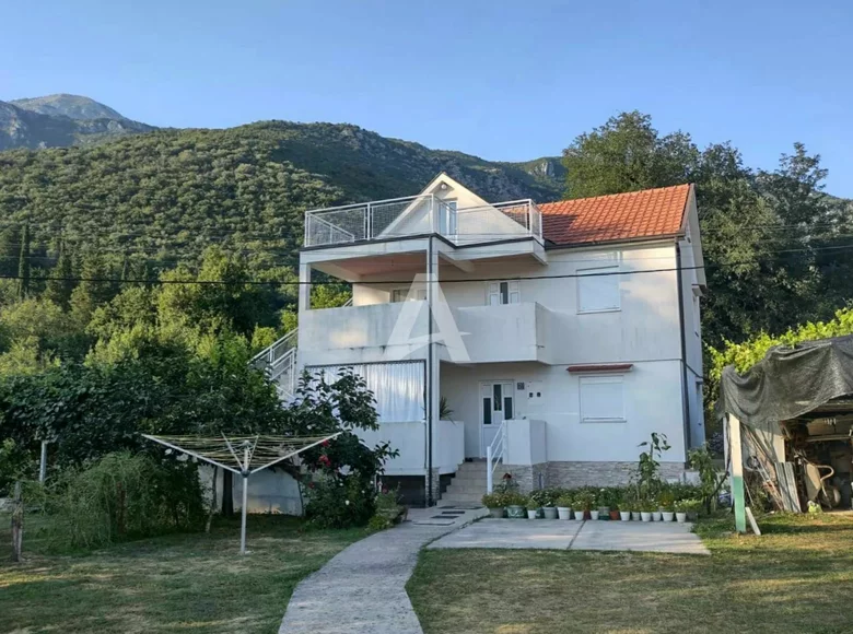 4 bedroom house  Zelenika, Montenegro