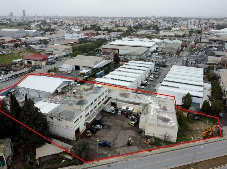 Propriété commerciale 3 519 m² à Nicosie, Bases souveraines britanniques