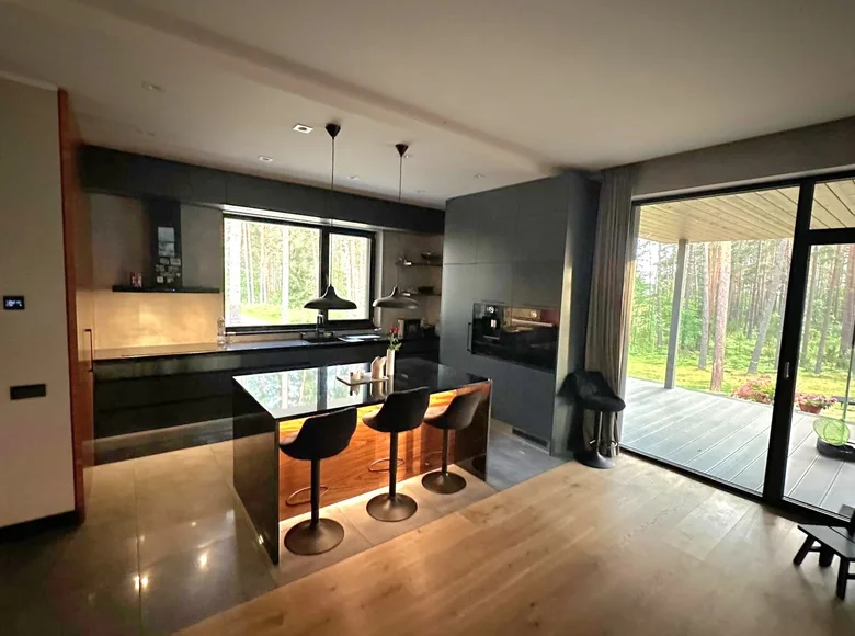 Wohnung 8 Schlafzimmer 350 m² Garkalnes pagasts, Lettland