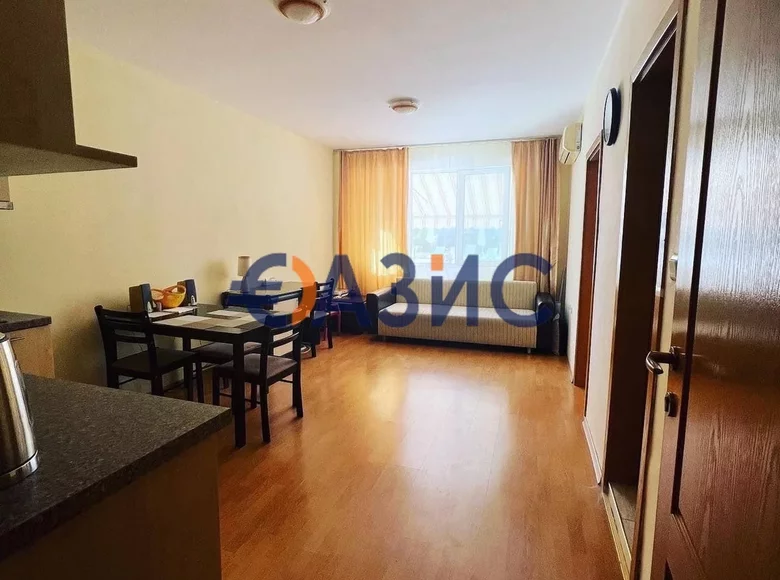 2 bedroom apartment 50 m² Sveti Vlas, Bulgaria