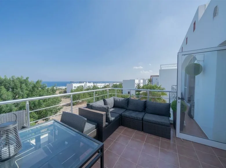 2 bedroom penthouse 65 m² Girne (Kyrenia) District, Northern Cyprus