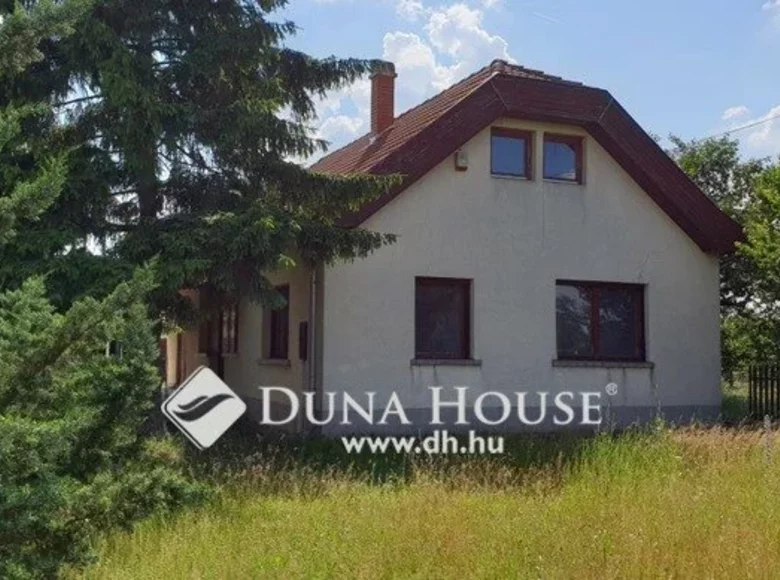 Dom wolnostojący 96 m² Lajosmizse, Węgry