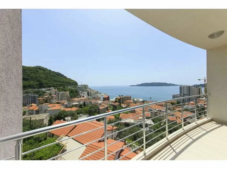 2 room apartment 60 m² Rafailovici, Montenegro