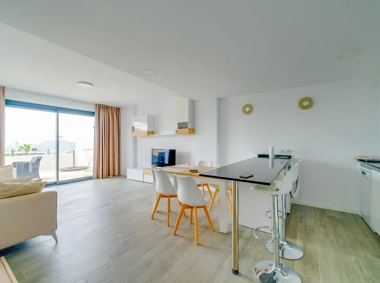 Квартира 2 спальни 75 м² Finestrat, Испания