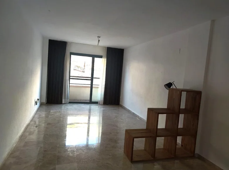 3 bedroom apartment  Alicante, Spain