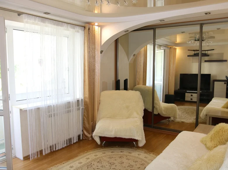 Wohnung 2 Zimmer 43 m² Minsk, Weißrussland