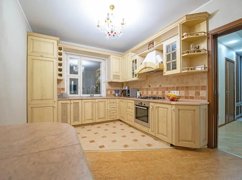 2 room apartment 79 m² Minsk, Belarus