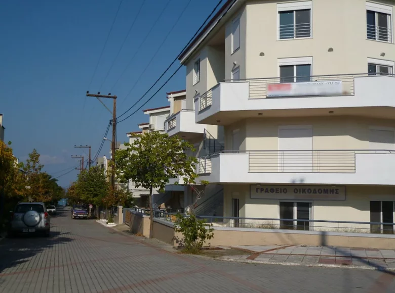 2 bedroom apartment 77 m² Pefkochori, Greece