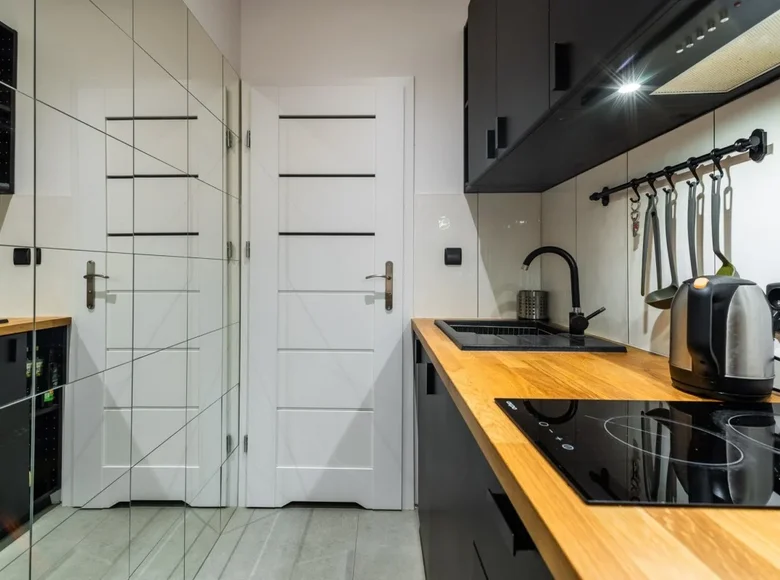 Mieszkanie 2 pokoi 27 m² Kraków, Polska