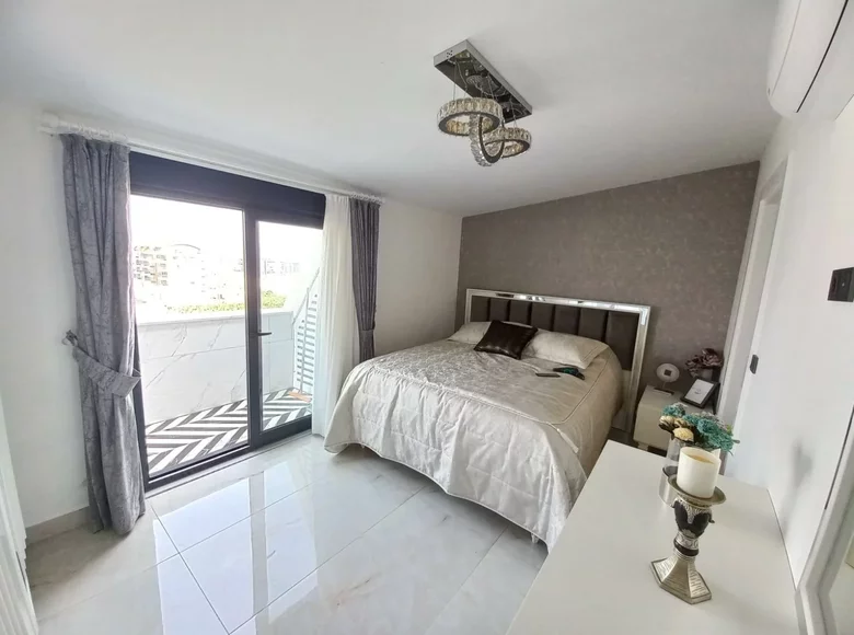 Duplex 3 rooms 125 m² Alanya, Turkey