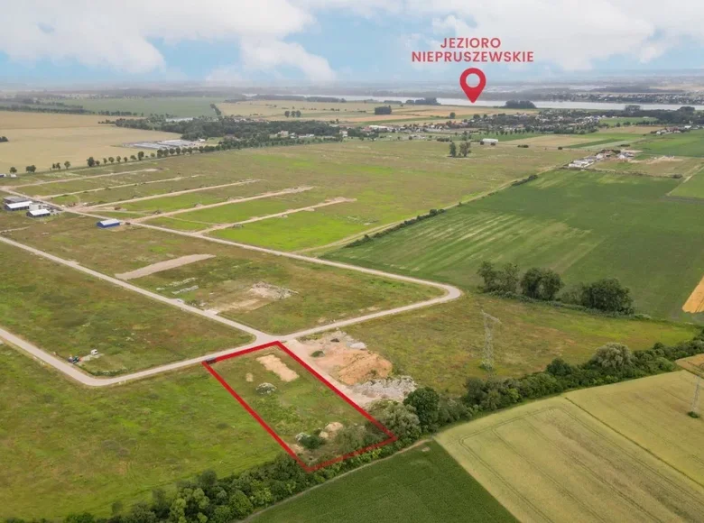 Land 7 121 m² Wieckowice, Poland