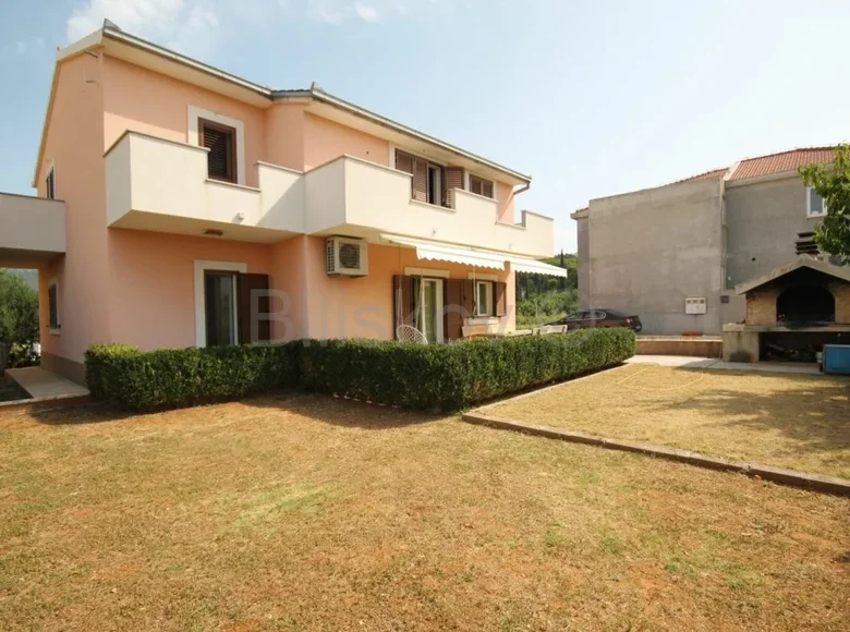 6 room house 274 m² Grad Split, Croatia